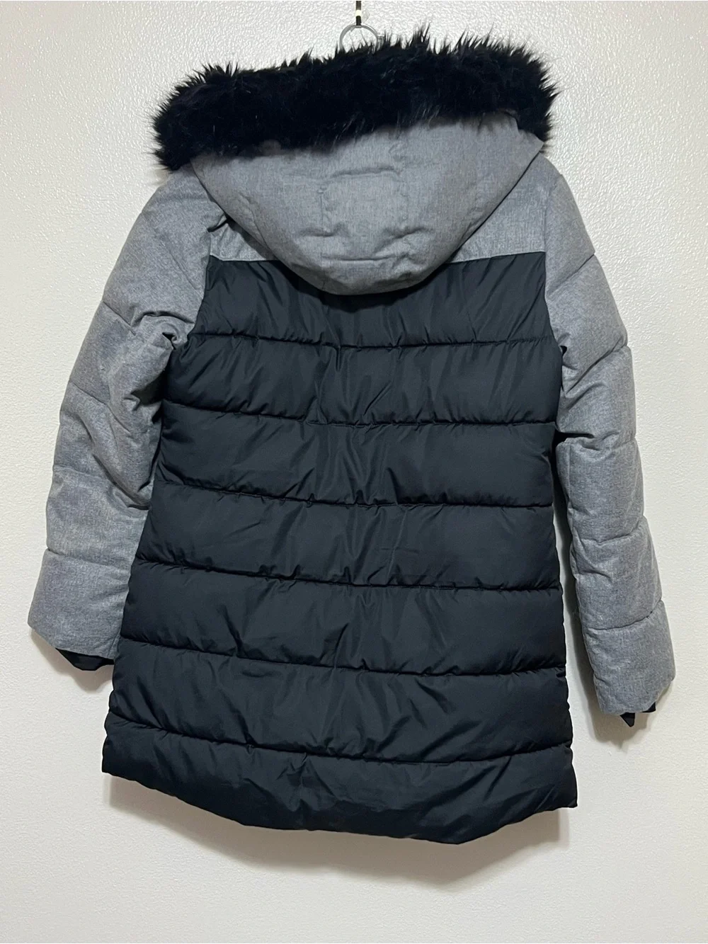 Under Armour Girls Black and Gray Puffer Coat with Faux Fur Hood